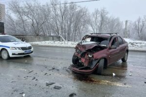На Саратовском шоссе в Балаково произошло ДТП