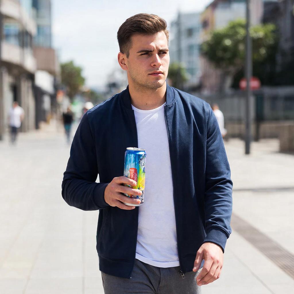 Безопасный заряд бодрости. В России введут жесткий ГОСТ на энергетики