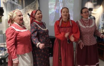 ВИДЕО Что русскому хорошо – то греку… тоже хорошо! Греческий фотограф углубился в историю национальных костюмов России