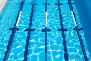 Балаковский бассейн закроют для свободного плавания