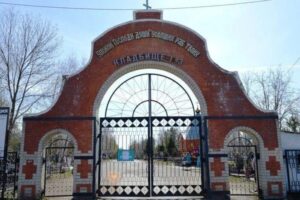 Въезд на балаковские кладбища закроют для легковых машин на два дня