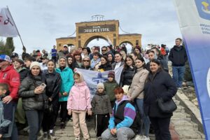 Сотни балаковцев вышли на прогулку  ради здоровья