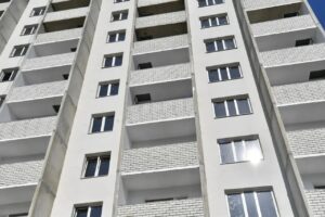 Расселять аварийное жилье в Балаково продолжат