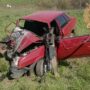 На балаковской трассе автомобиль вылетел и врезался в дерево