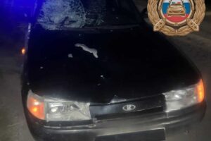 Легковой автомобиль сбил девушку