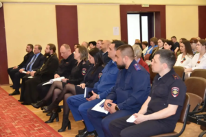 Балаковские полицейские рассказали о подростковой преступности