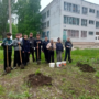 Полицейские и школьники высадили «Сад памяти»