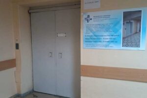В балаковской горбольнице обновляют лифты