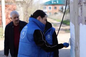 Балаковские студенты закрасили 83 нарконадписи