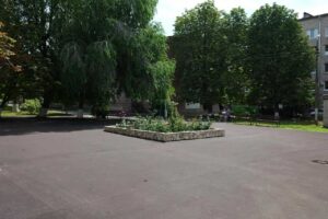 В Саратовской области благоустроят территорию 30 больниц и поликлиник