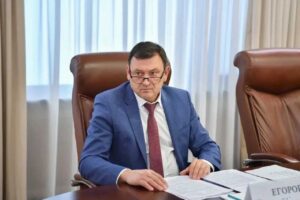 Зампреда правительства отправили в Вольский район