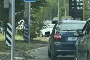 Заправляйся по режиму. В Балакове мощности заправок хватает на два часа