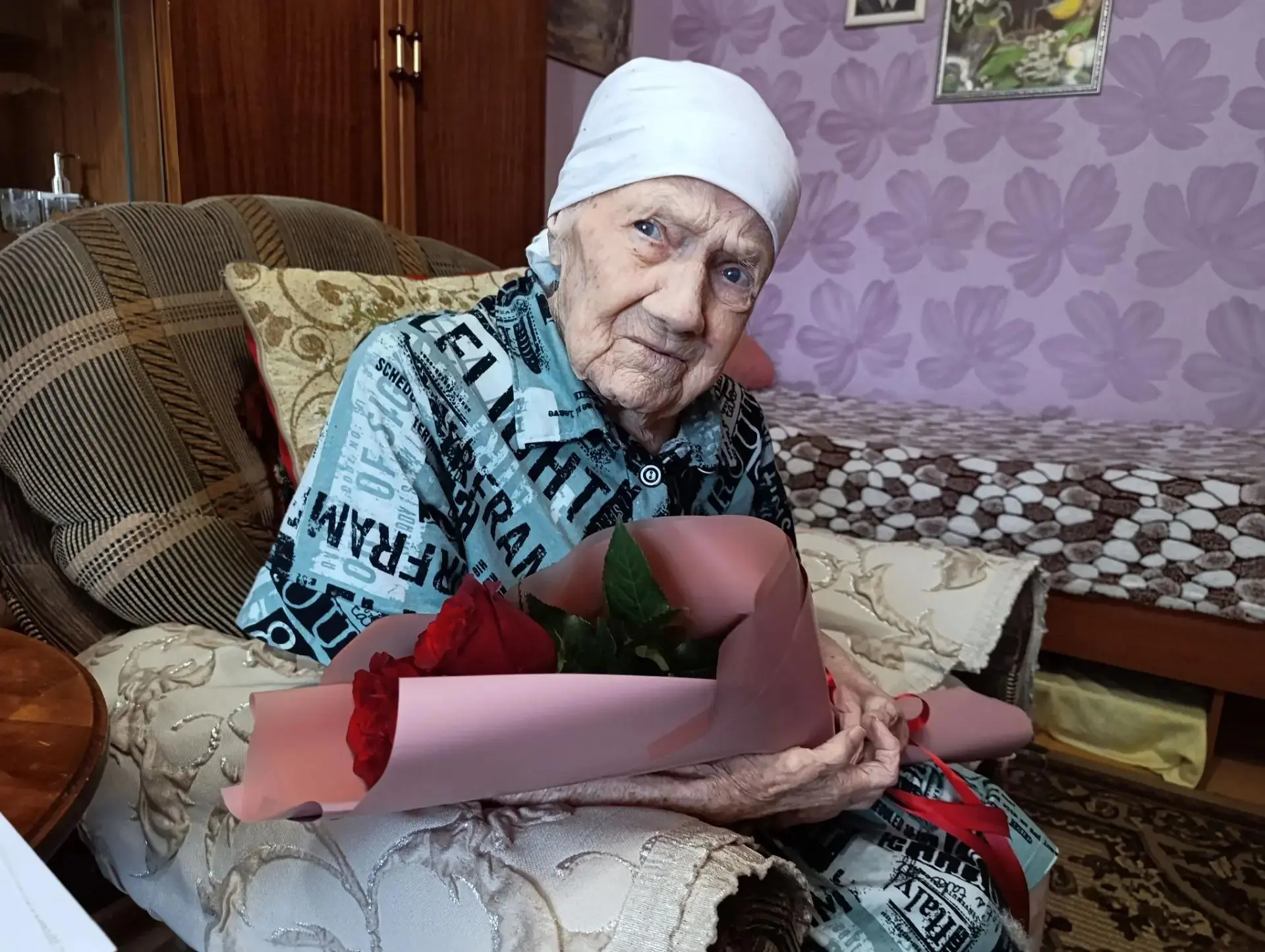 Труженица тыла из Балаково отметила 100-летний юбилей
