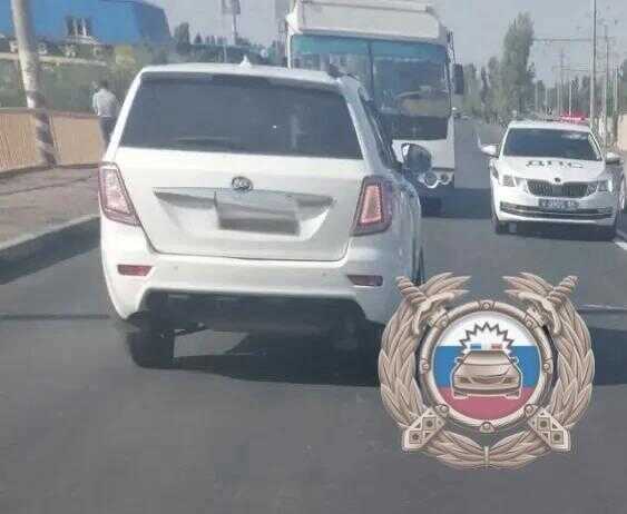 Неизвестная женщина погибла на дороге в Балаково
