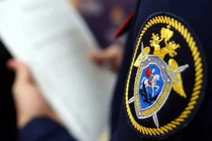 В балаковском селе рабочий фермерского хозяйства упал с высоты и получил тяжелые травмы
