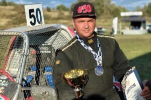 Балаковский пилот взял серебро на финале Чемпионата России по автокроссу