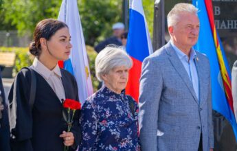 Сквер имени Вячеслава Малярова открыли в Балакове
