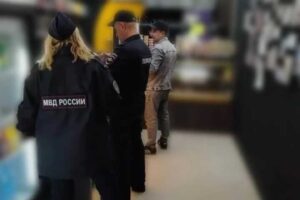 Пенное на разлив. В балаковской пятиэтажке торговали незаконно