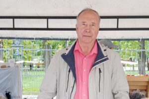 Книга балаковского поэта стала лучшим поэтическим изданием на «Волжской волне»