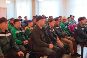 Мигрантам в Балаково объяснили правила жизни и условия